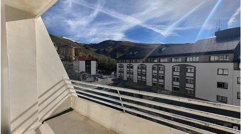 Foto 2 de Apartamento en venta en Calle de la Virgen de las Nieves, 3, Zona baja, Granada
