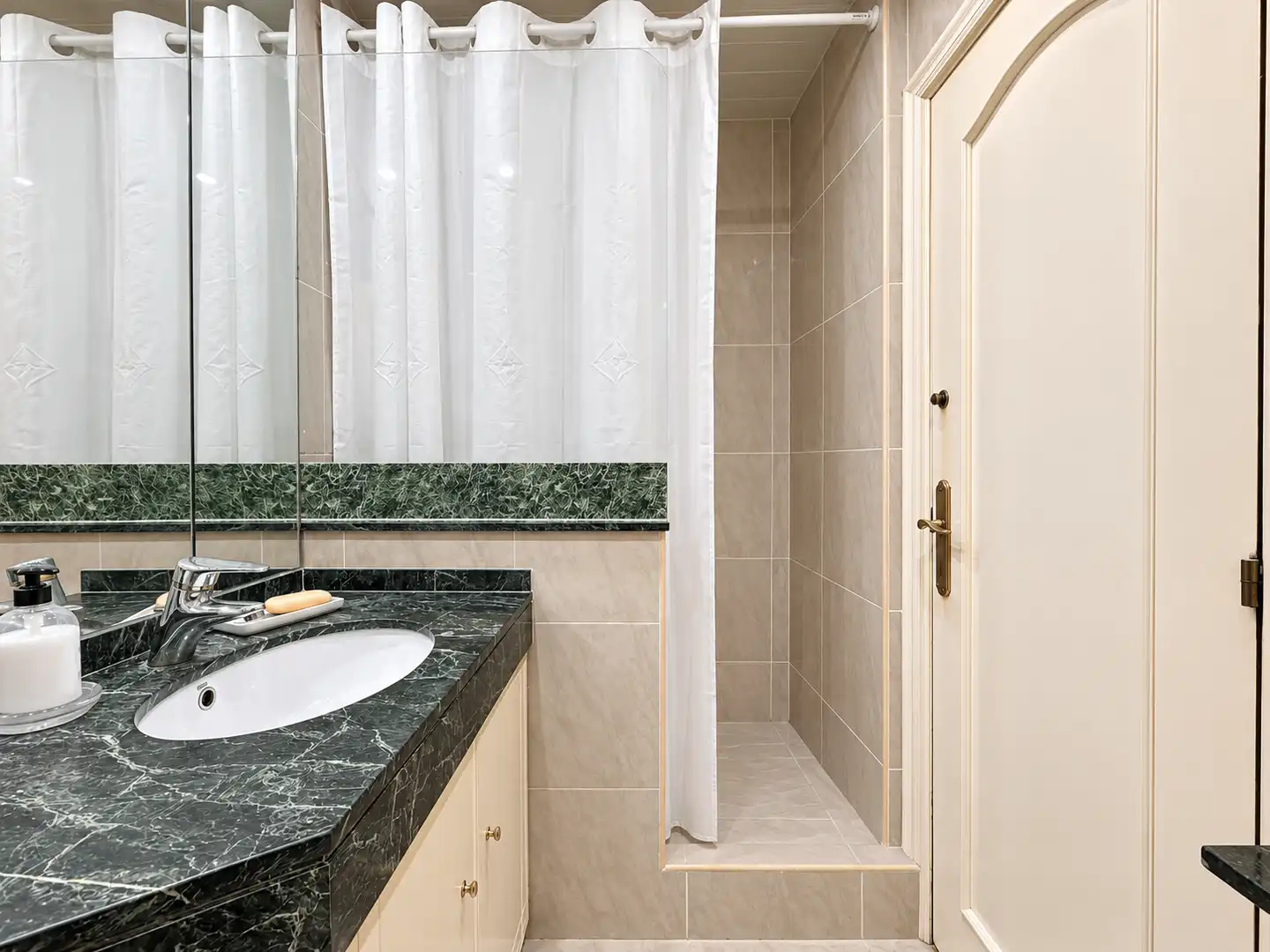 Penthouse with lift for sale in Eixample, imagen 23