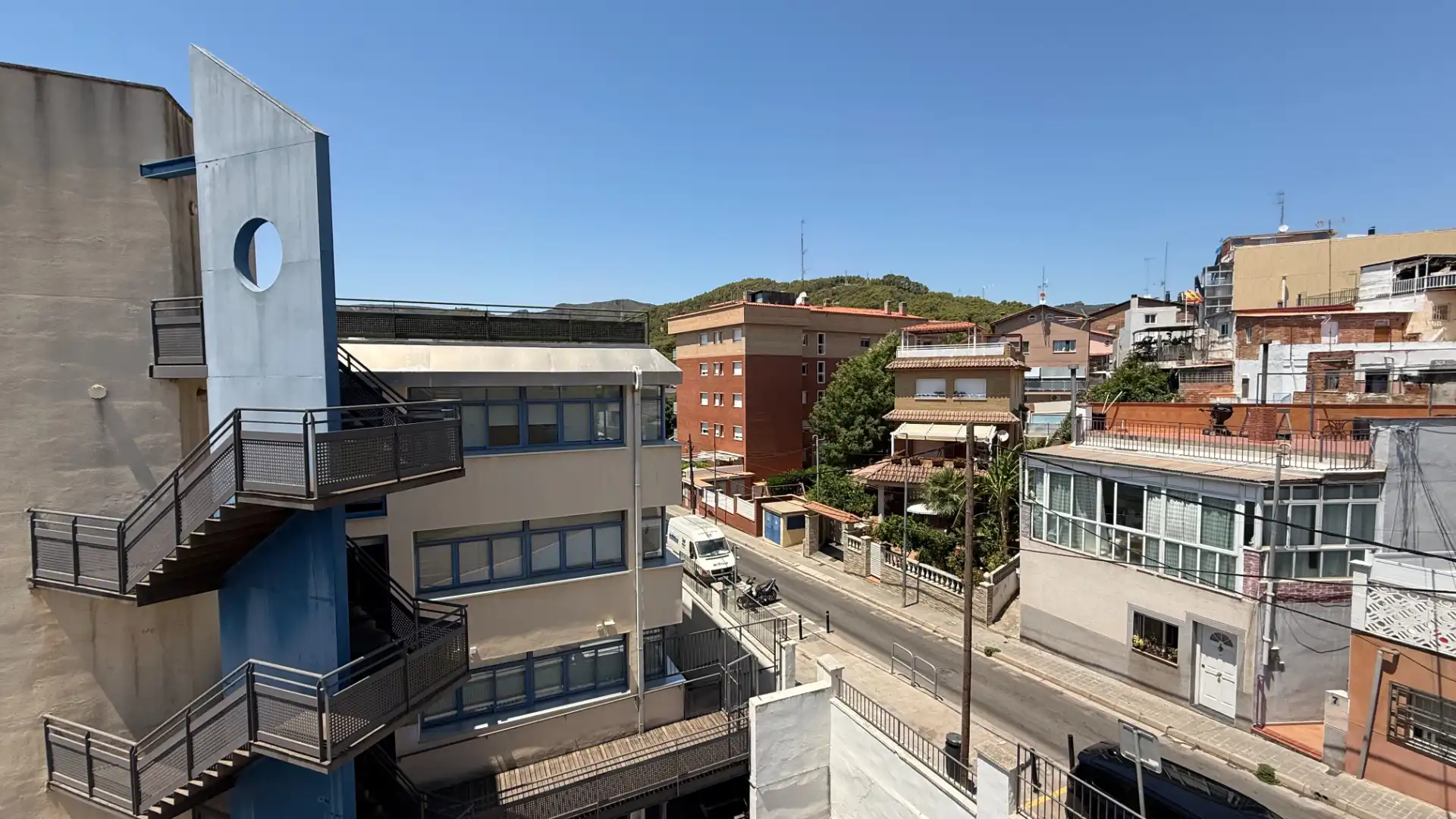 Vista exterior de Pis en venda en Castelldefels amb Aire condicionat i Balcó