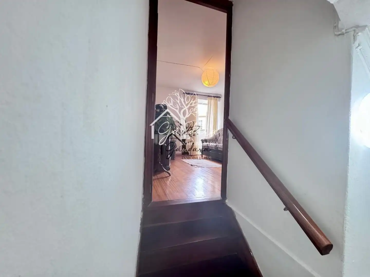 Einfamilien-Reihenhaus zum Verkauf in Ferrol mit Terrasse und Abstellraum