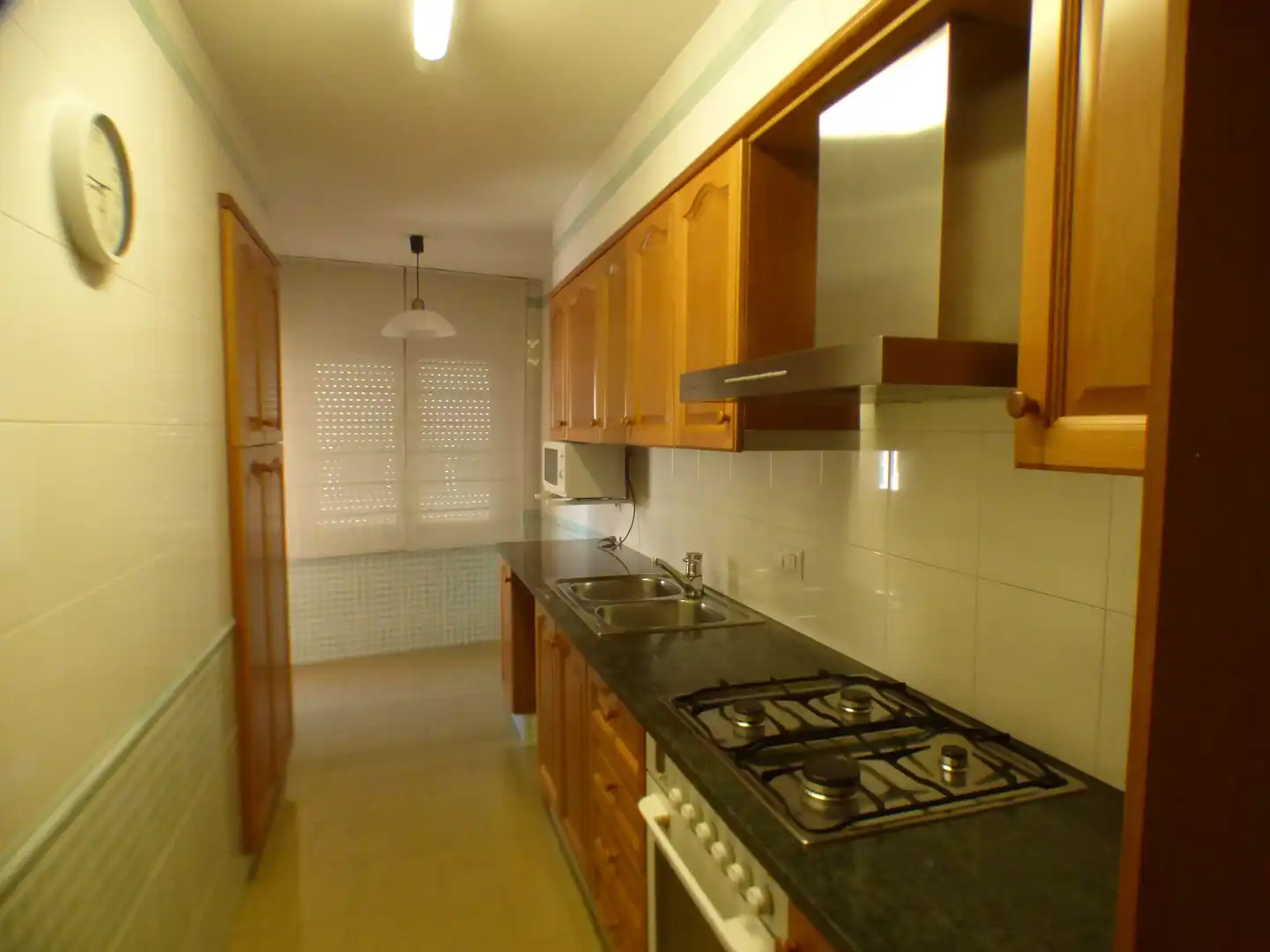 Cuina de Pis de lloguer en Girona amb Aire condicionat, Calefacció i Parquet