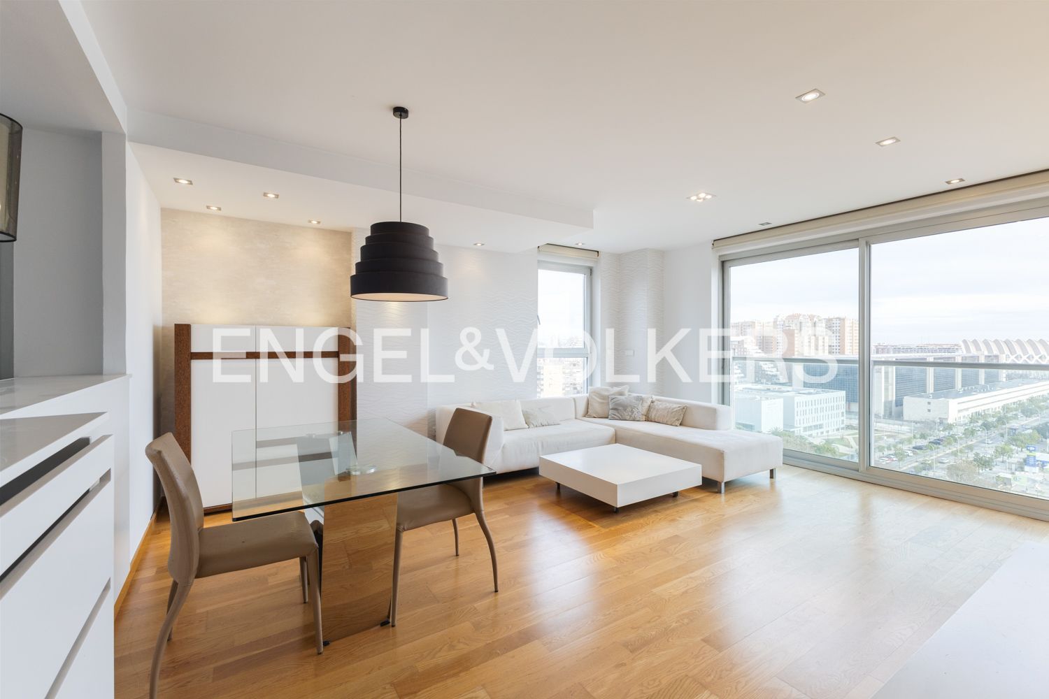 Sala d'estar de Pis en venda en  Valencia Capital amb Aire condicionat, Calefacció i Parquet