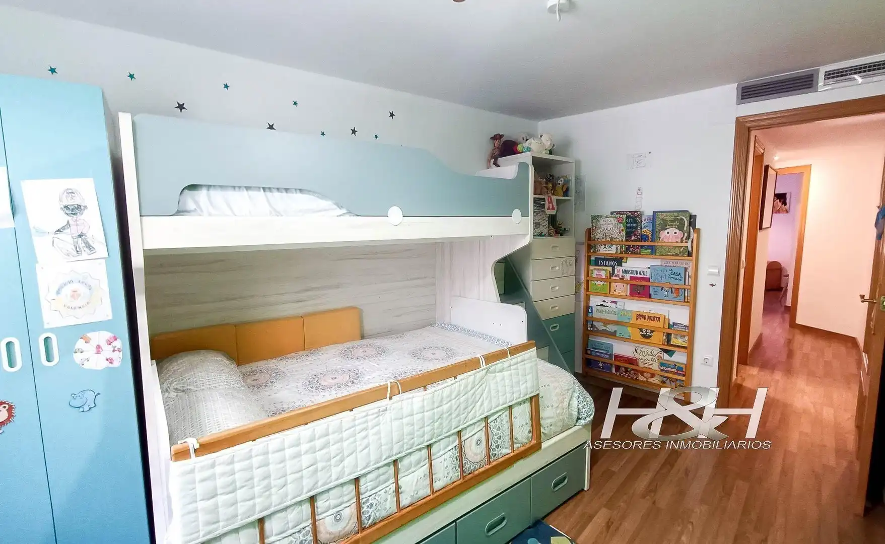 Habitación de Ático en venta en Burjassot con Aire acondicionado y Balcón