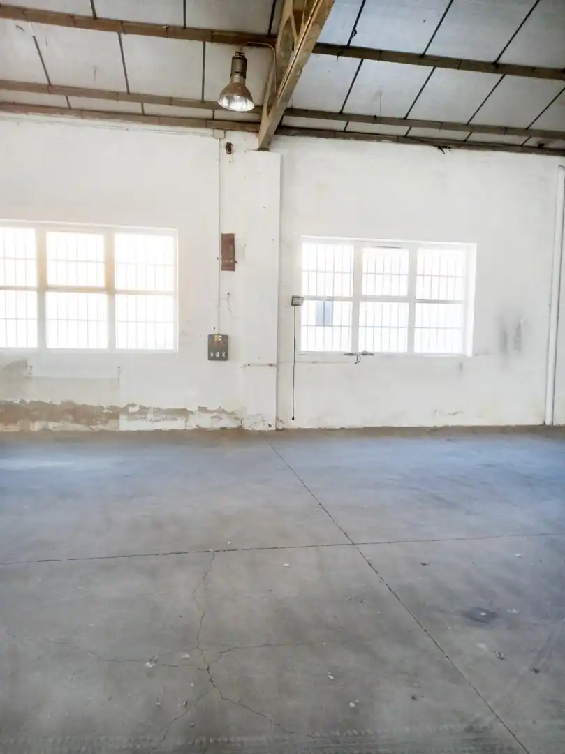 Industrial buildings for sale in Encinas de Abajo