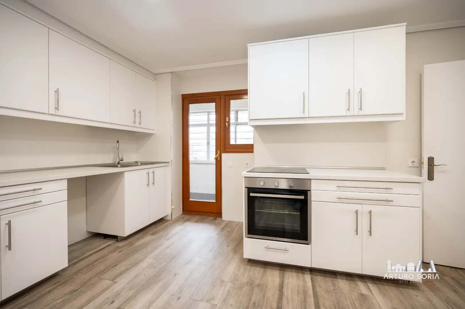 Cocina de Piso de alquiler en Madrid con Aire acondicionado y Piscina comunitaria