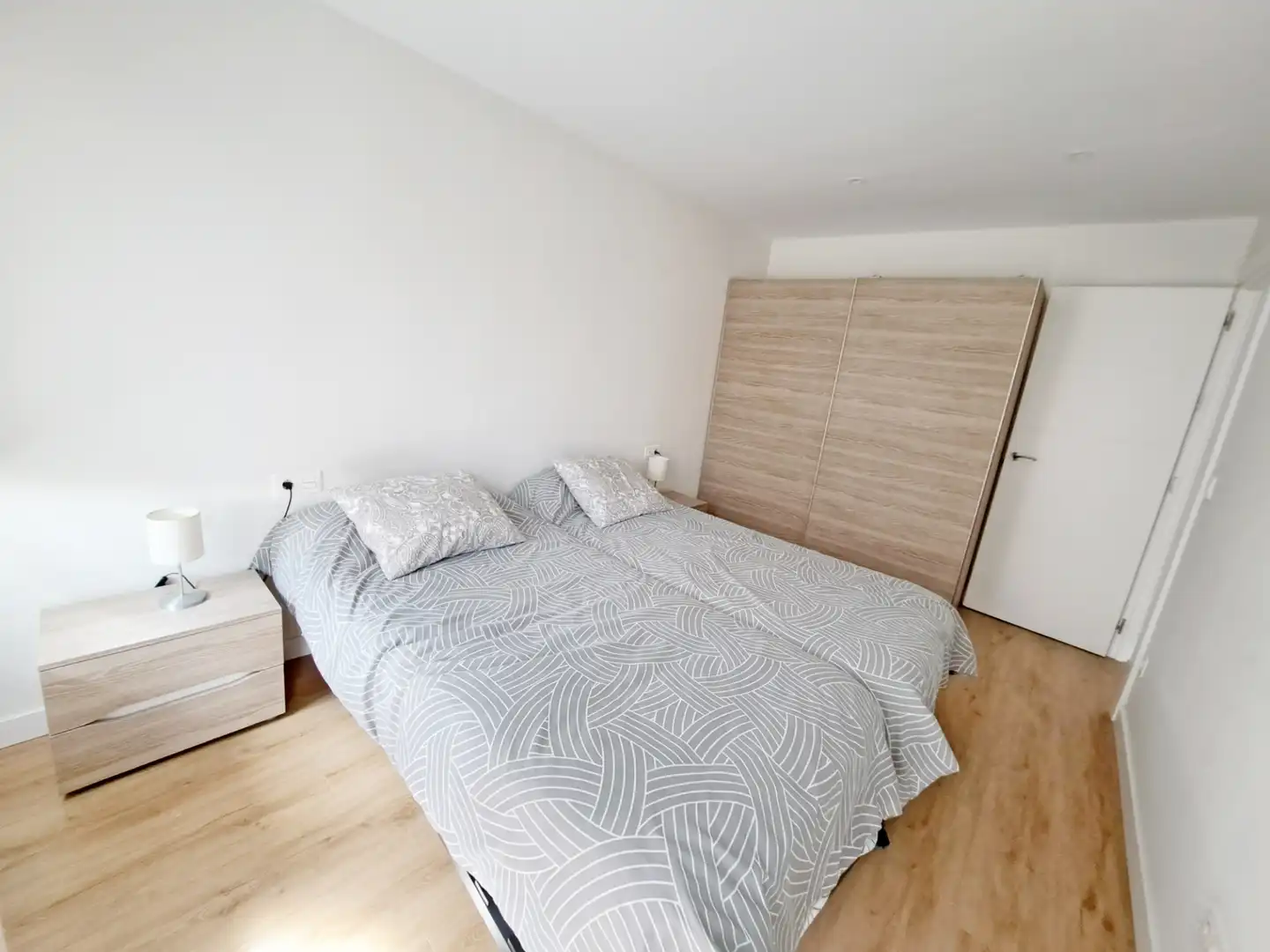 Habitación de Piso en venta en Vitoria - Gasteiz con Calefacción, Terraza y Trastero