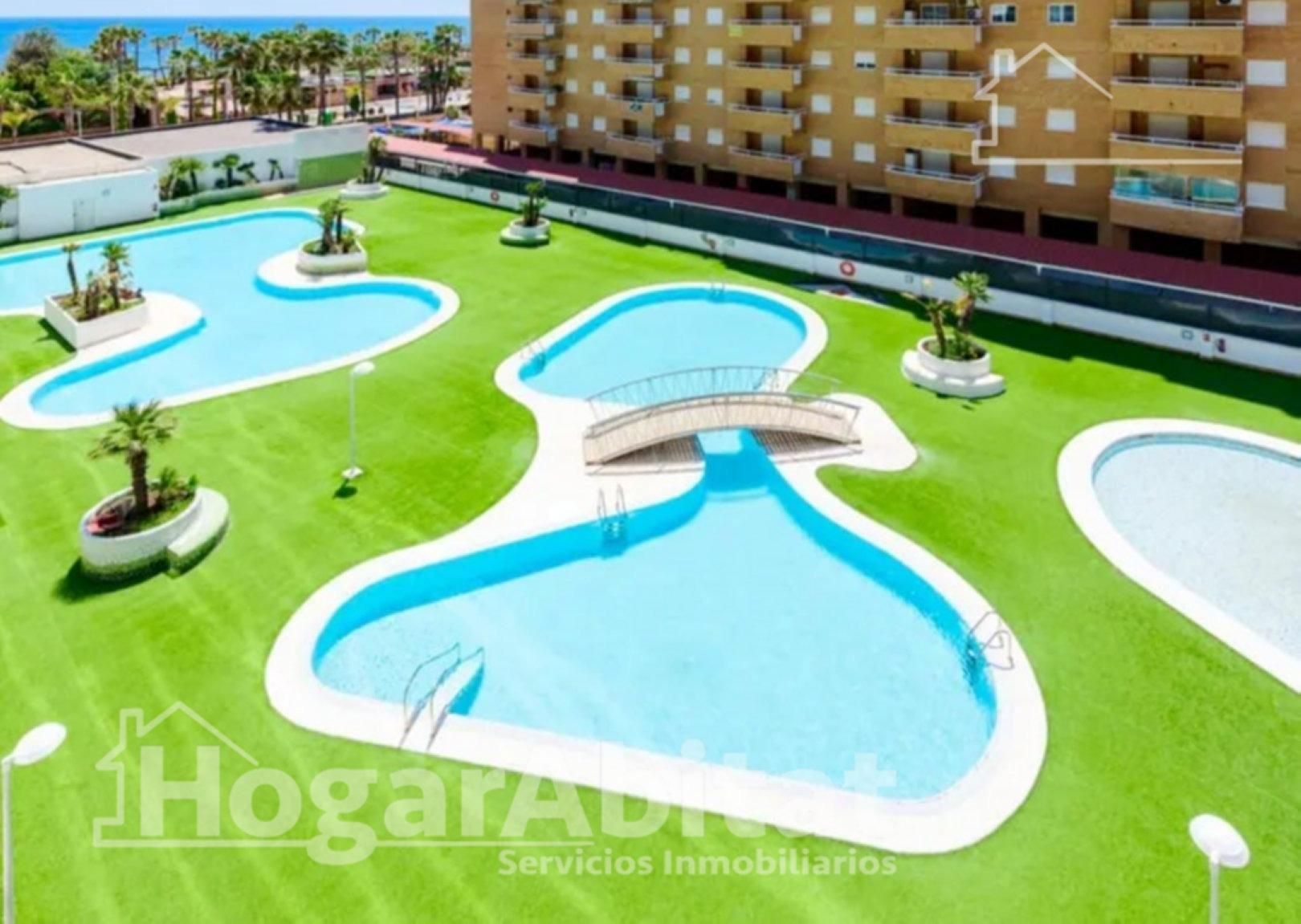 Swimming pool of Flat for sale in Oropesa del Mar / Orpesa  with Air Conditioner, Terrace and Storage room