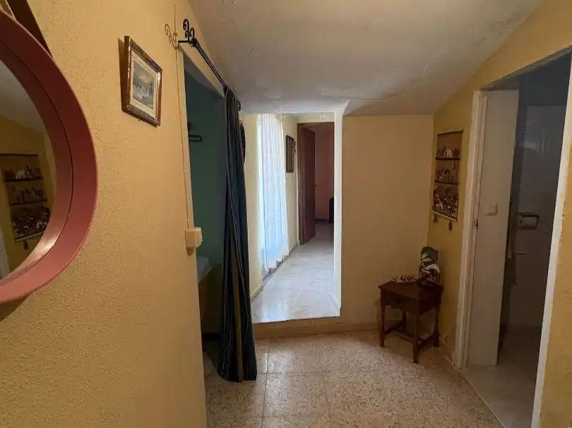 Piso en venta en Palomera con Balcón