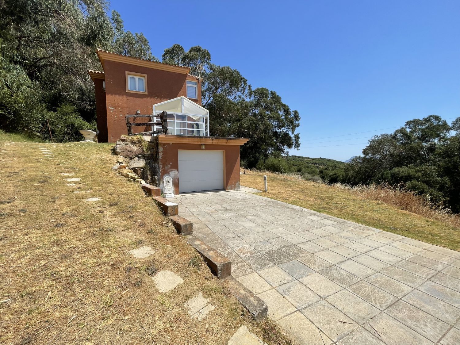 Exterior view of House or chalet for sale in Algeciras  with Air Conditioner, Heating and Private garden