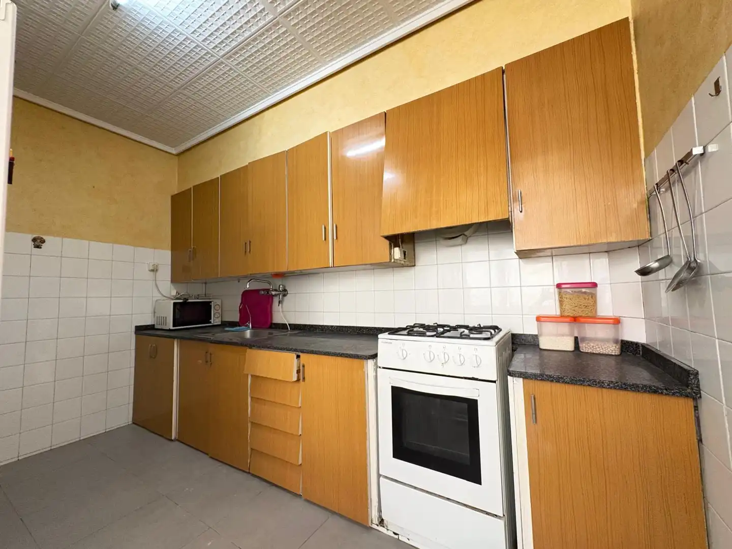 Cocina de Piso en venta en Novelda con Aire acondicionado, Amueblado y Horno