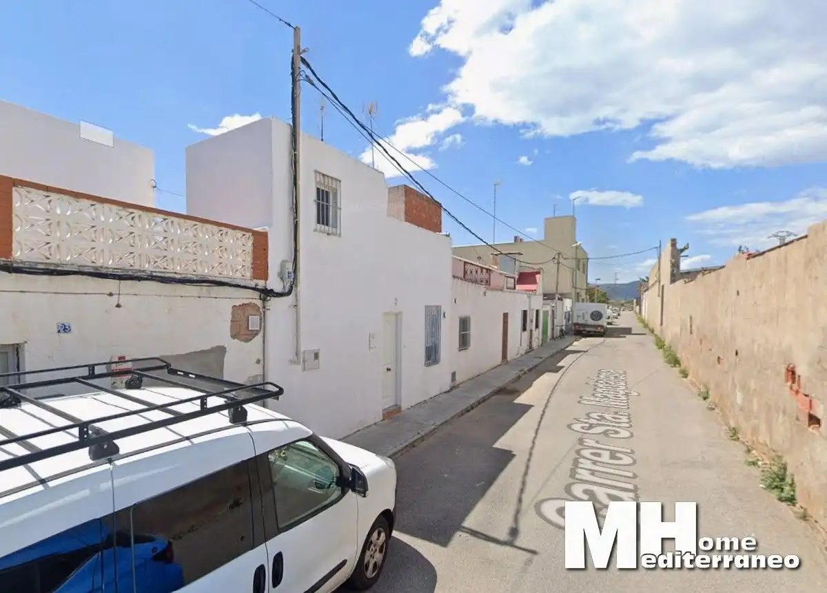 Vista exterior de Casa adosada en venda en Benicarló amb Calefacció, Terrassa i Traster