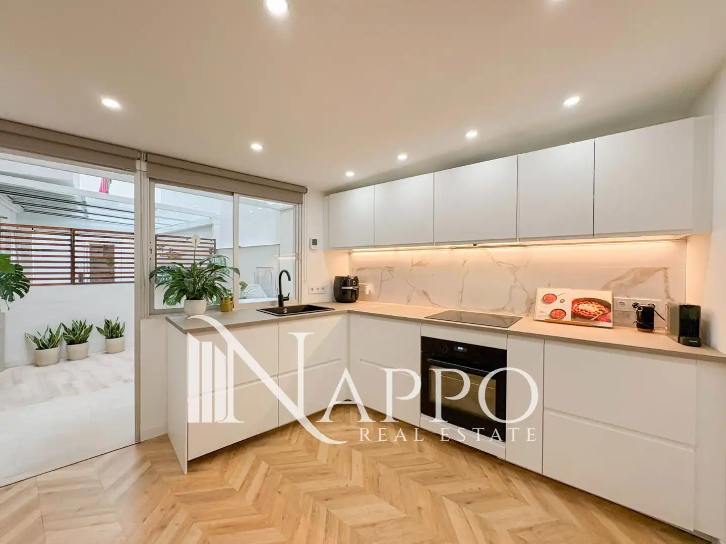 Kitchen of Flat for rent in  Palma de Mallorca  with Air Conditioner, Heating and Terrace