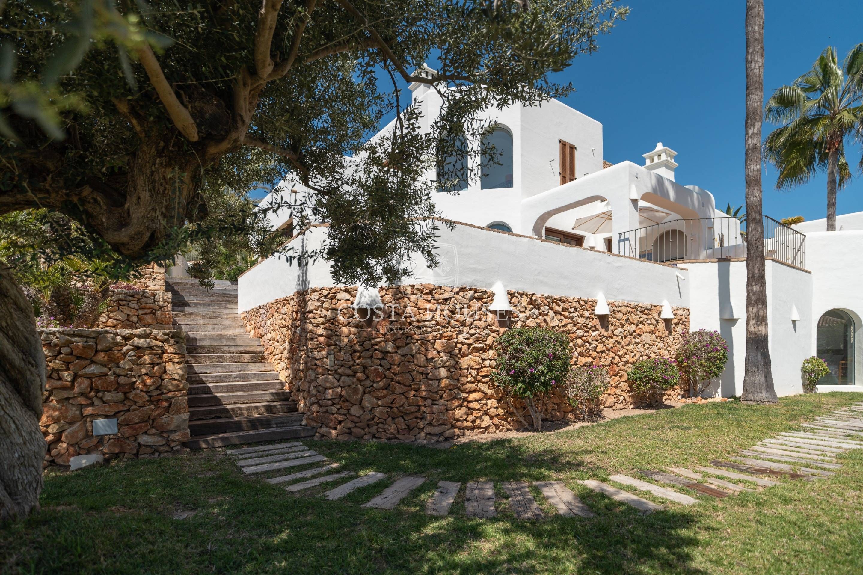 Exterior view of House or chalet for sale in Moraira  with Air Conditioner, Heating and Private garden