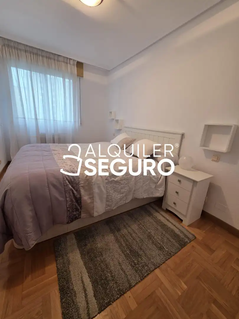 Habitación de Piso de alquiler en Burgos con Calefacción y Amueblado