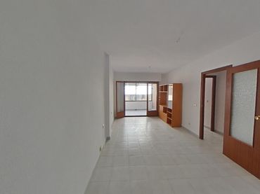 Appartement compact avec ascenseur à vendre à C/ Goleta