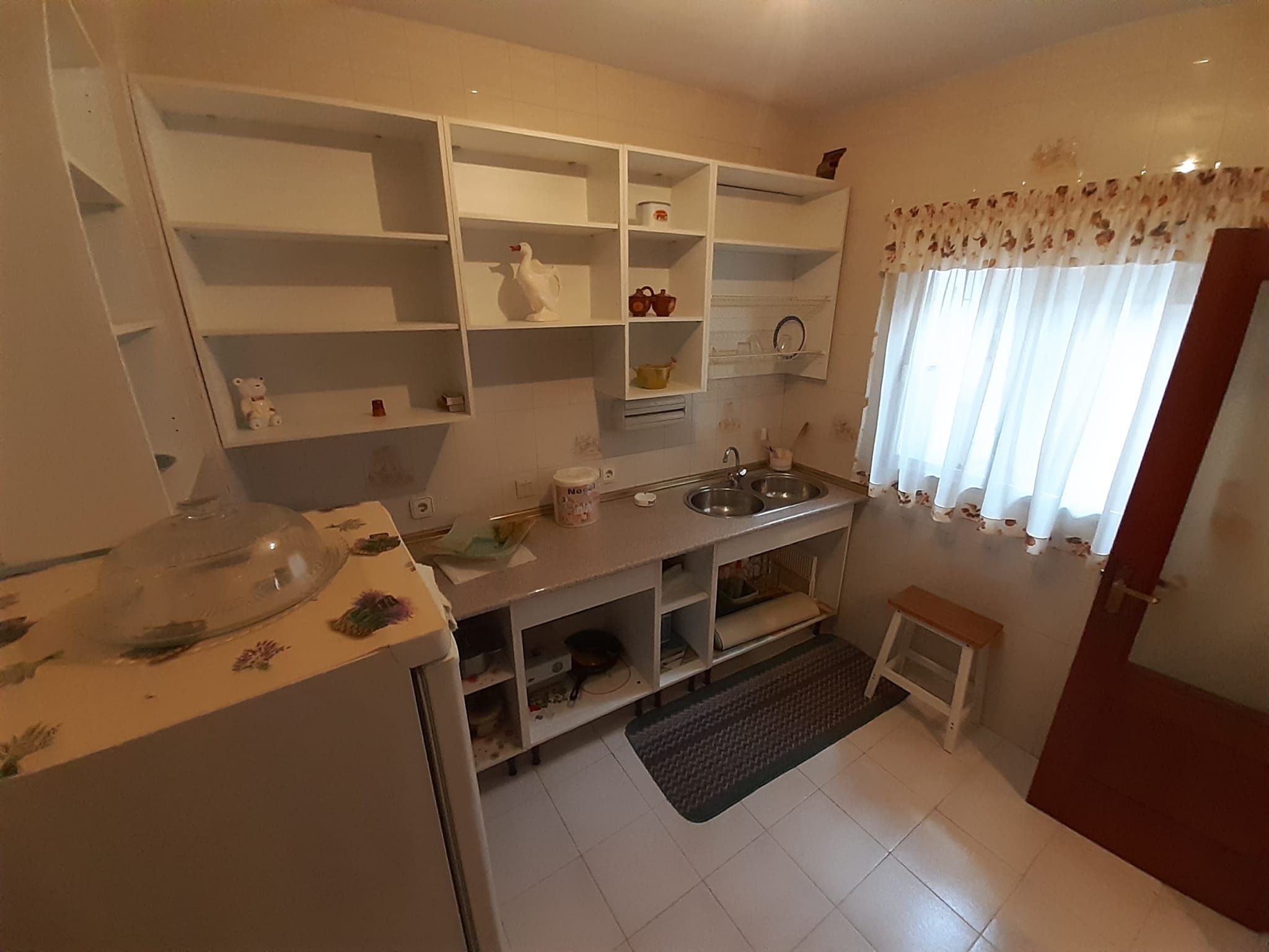 Cuina de Pis en venda en La Hiniesta  amb Traster