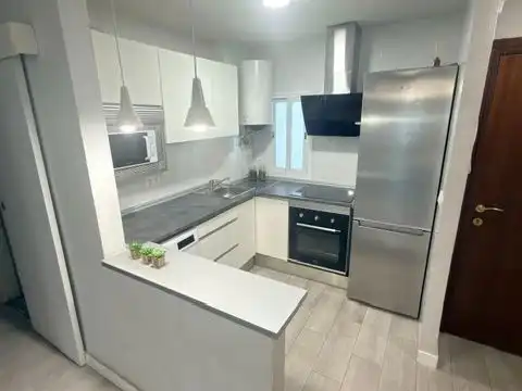 Cuina de Pis en venda en  Madrid Capital amb Terrassa i Balcó