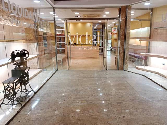 Local comercial en Alquiler en Centre