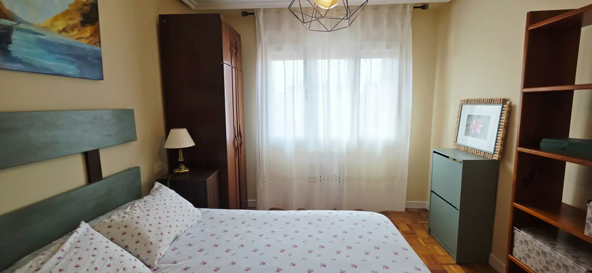 Bedroom of Flat for rent in Gijón   with Heating, Parquet flooring and Furnished