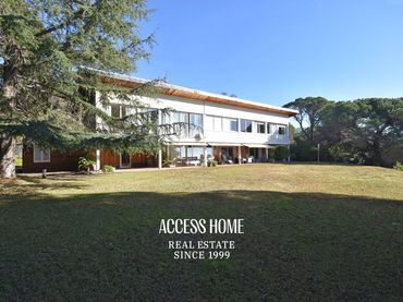 Chalet con piscina en venta en Rocaferrera