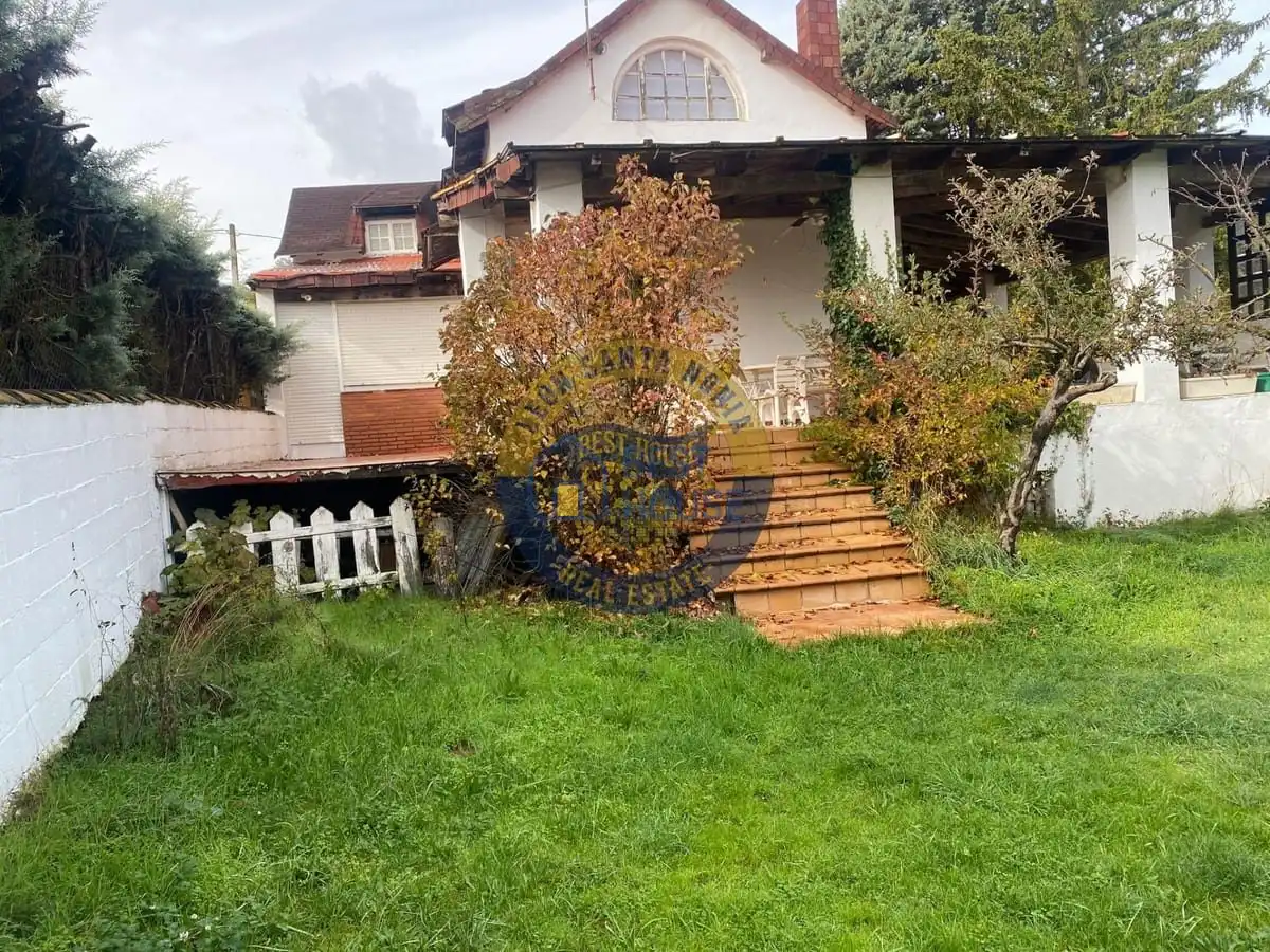 Jardín de Casa o chalet en venta en Garrafe de Torío con Calefacción, Jardín privado y Parquet