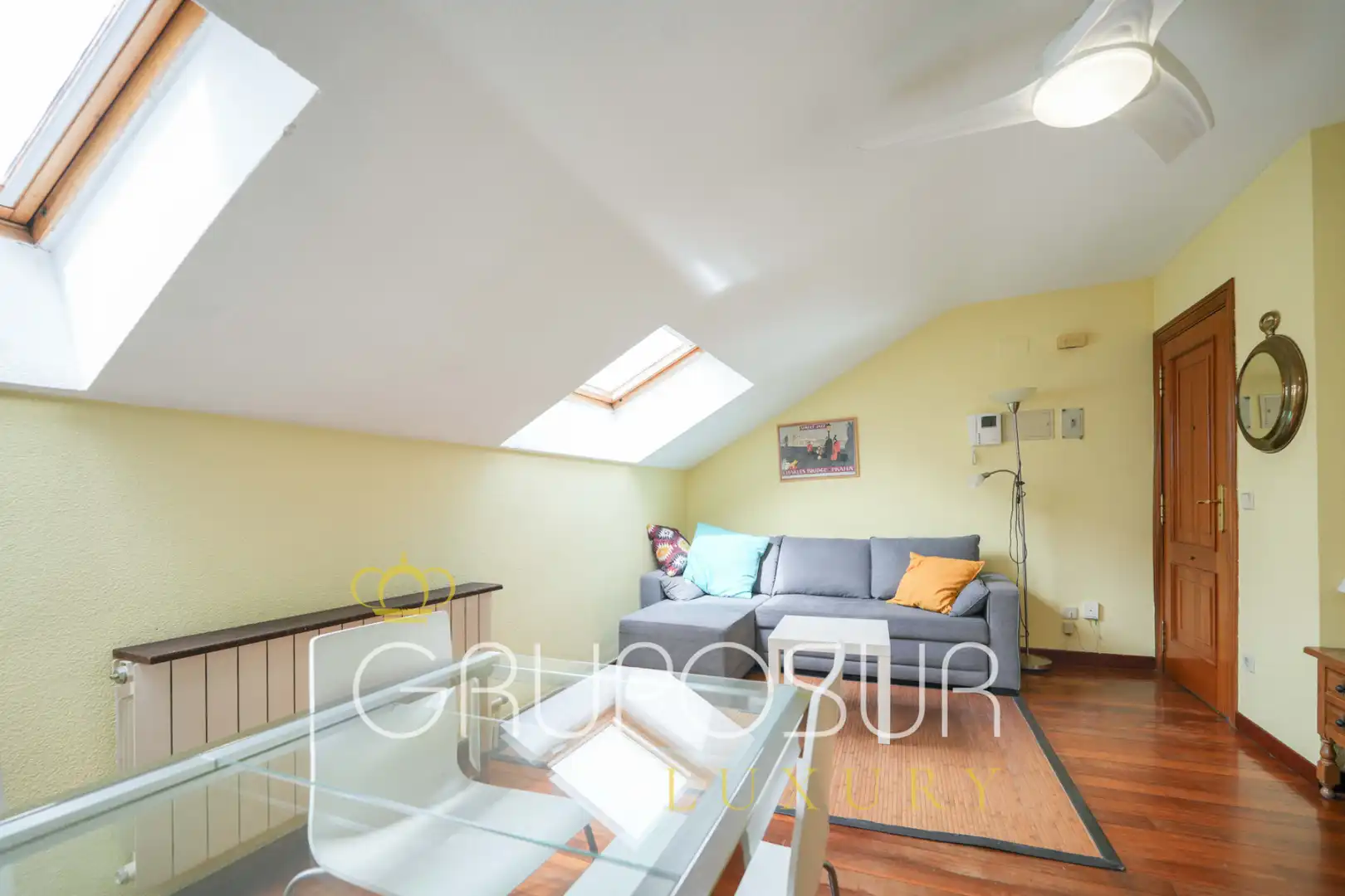 Sala de estar de Apartamento en venta en Valladolid con Aire acondicionado, Calefacción y Parquet