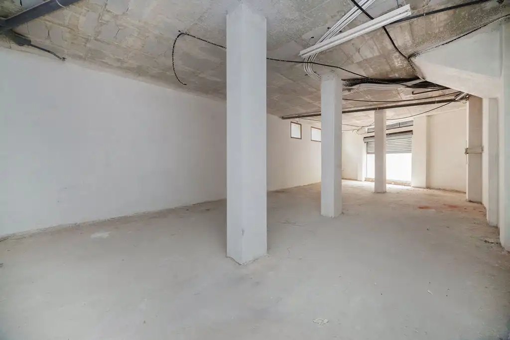 Commercial properties for sale in Monóvar  / Monòver