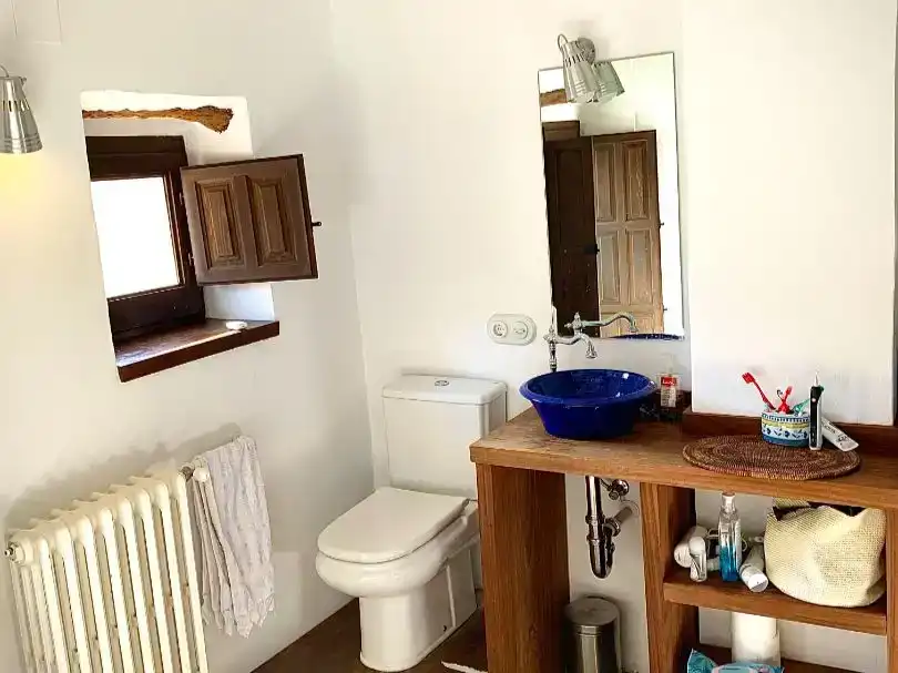 Bany de Casa adosada en venda en Onil amb Balcó