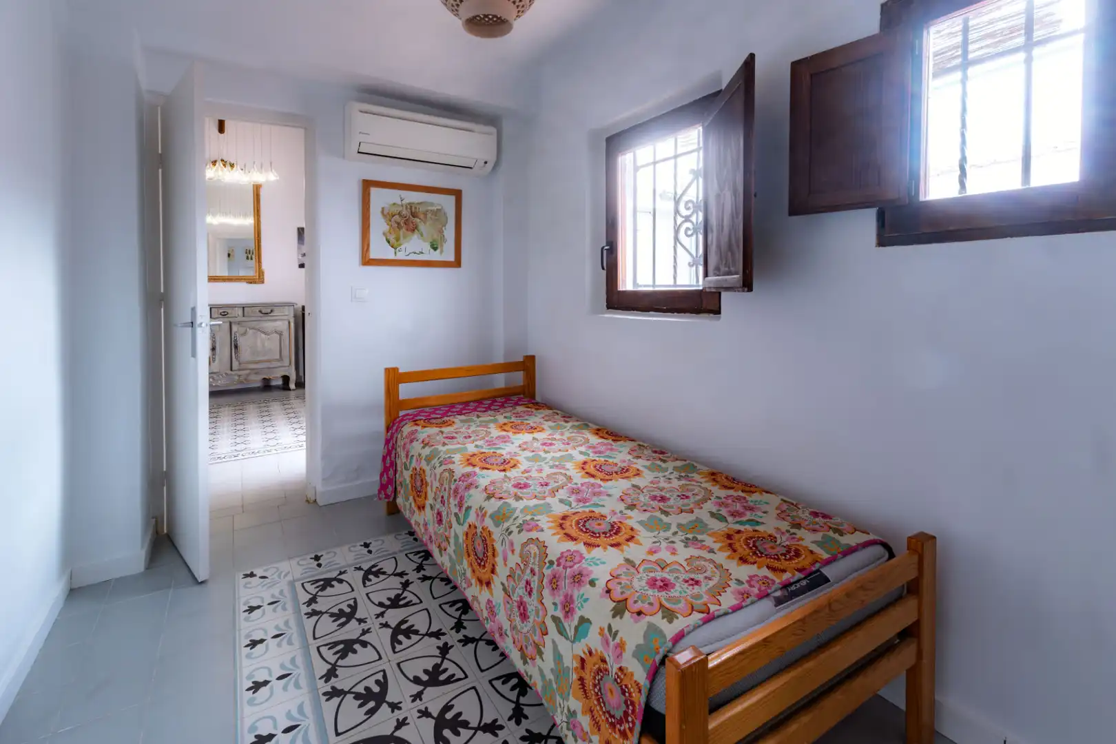 Dormitori de Casa o xalet en venda en Granada amb Aire condicionat, Calefacció i Terrassa