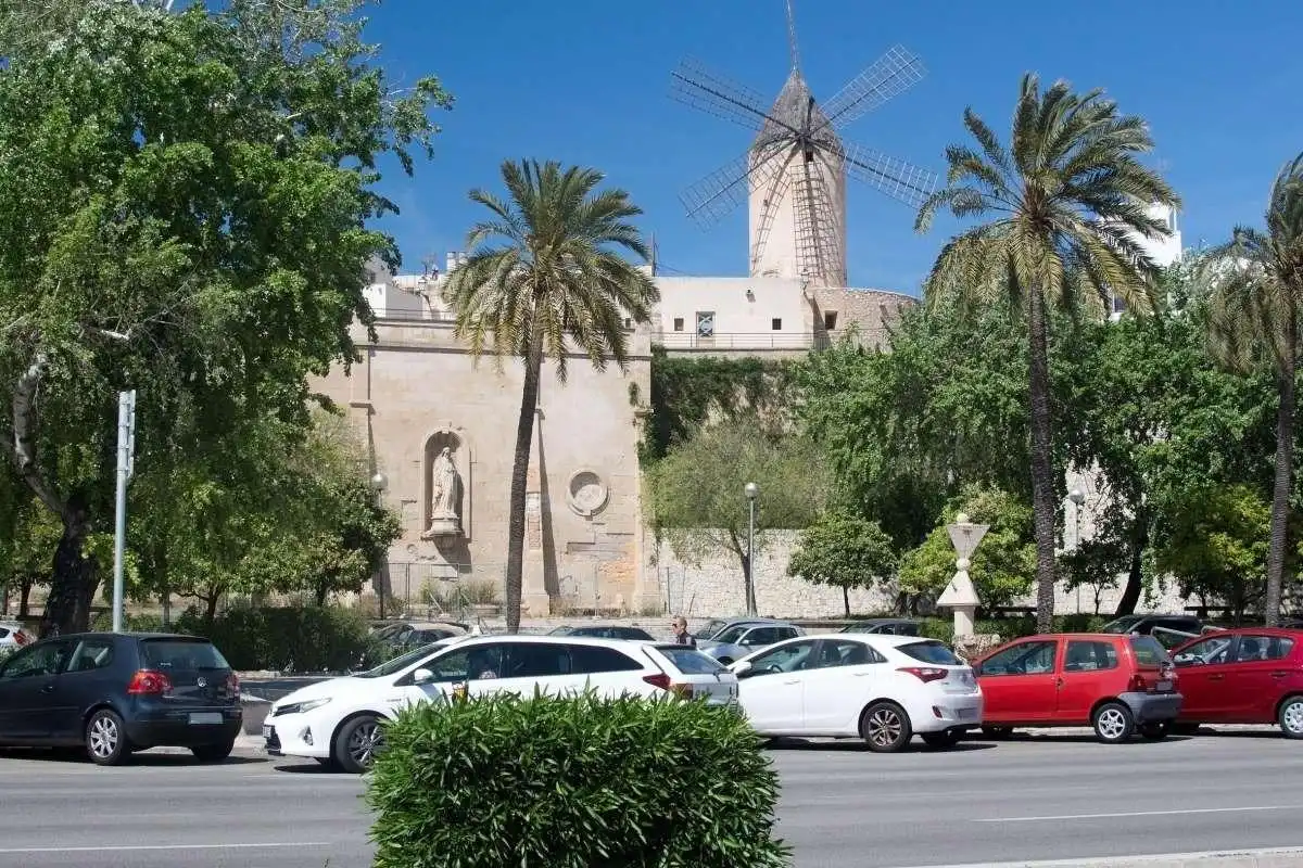 Vista exterior de Pis en venda en  Palma de Mallorca amb Moblat i Balcó
