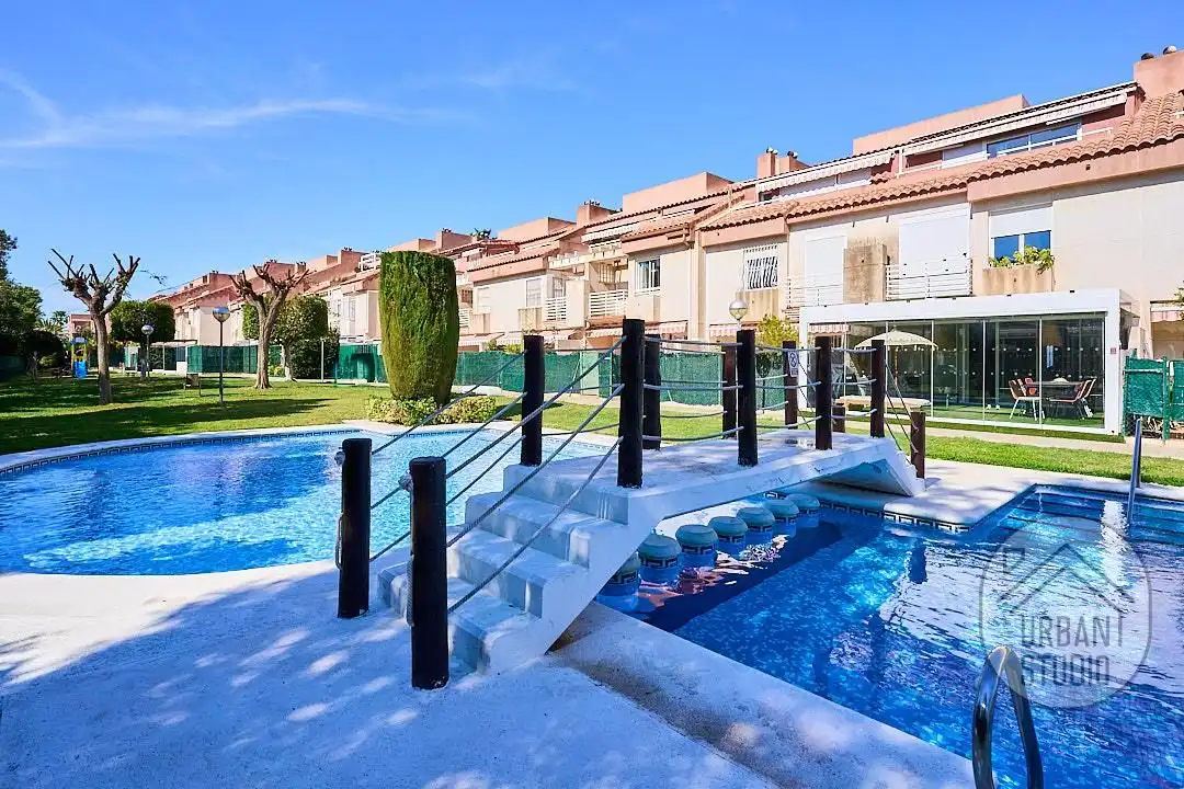 Piscina de Casa o chalet en venta en Alicante / Alacant con Aire acondicionado, Calefacción y Terraza