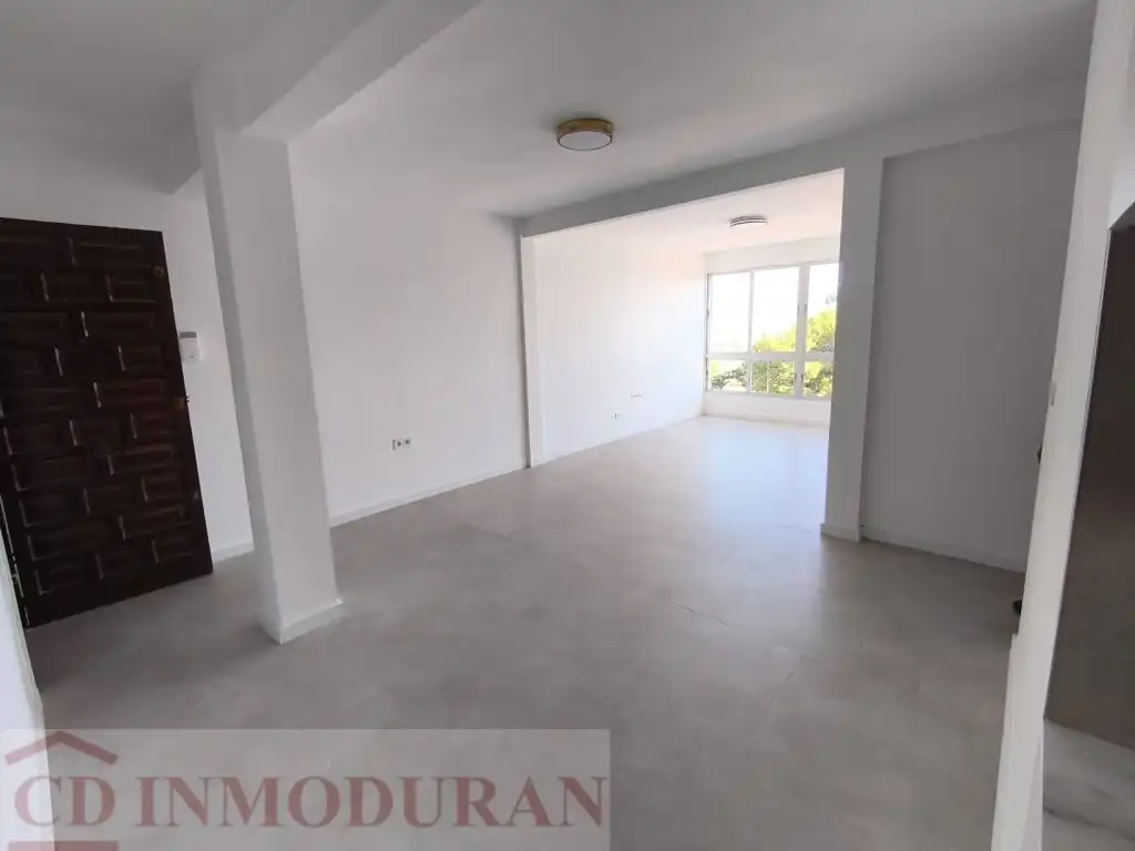 Wohnzimmer von Wohnung zum Verkauf in Alicante / Alacant