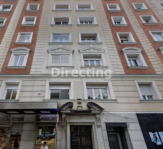 Piso en Venta en Ibiza de Madrid