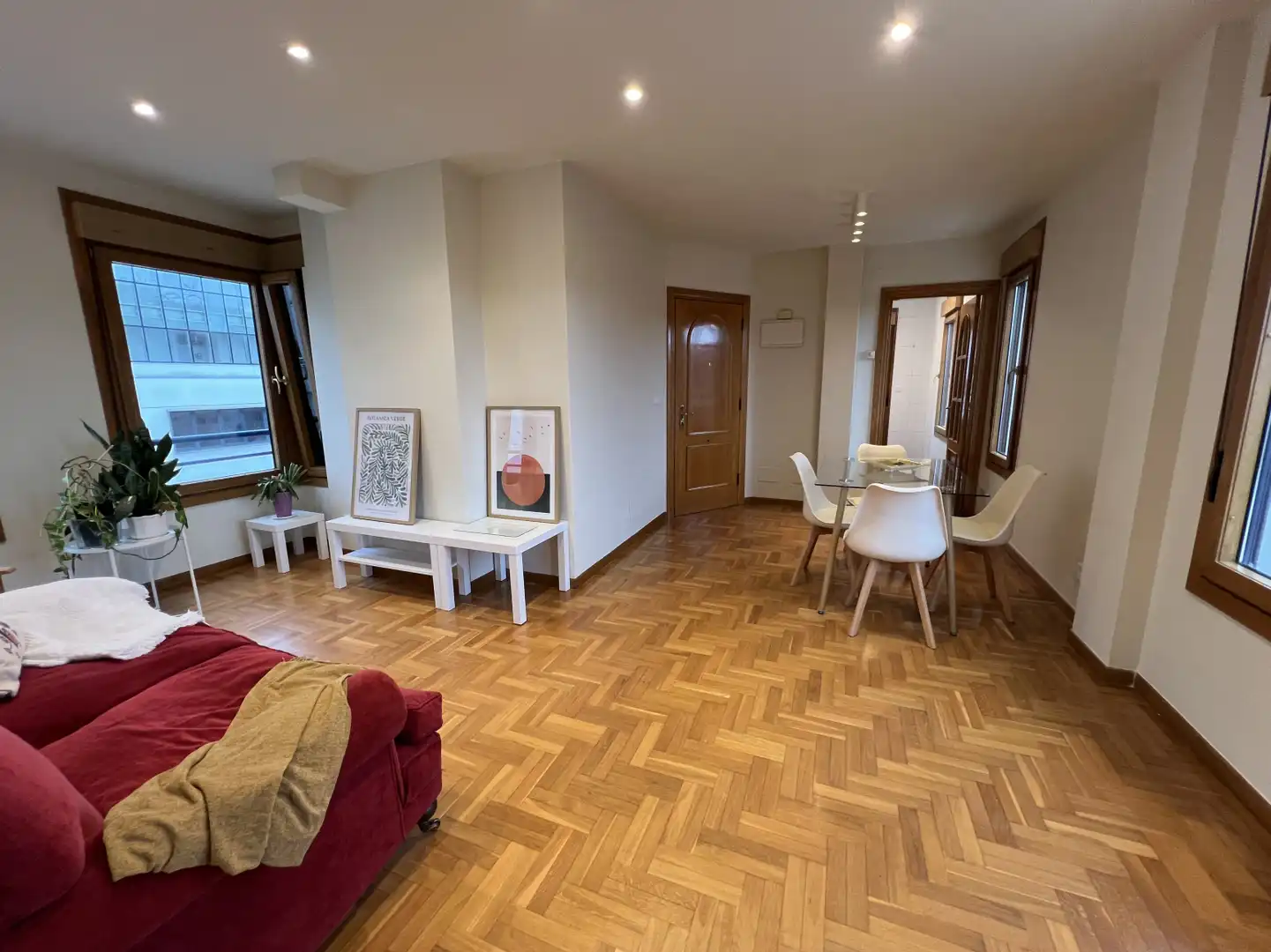 Sala d'estar de Àtic de lloguer en Gijón  amb Calefacció, Parquet i Terrassa