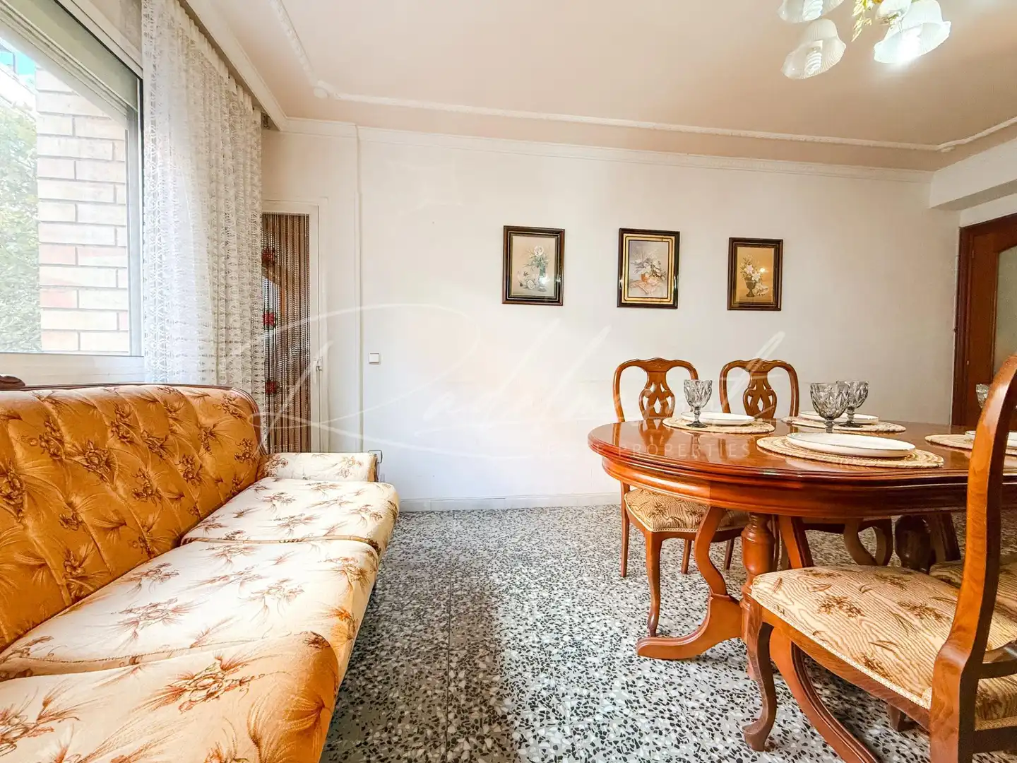Dining room of Flat for sale in Centre