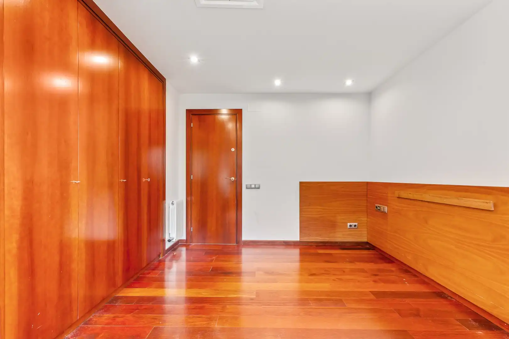 Casa o xalet en venda en Esplugues de Llobregat amb Aire condicionat, Calefacció i Terrassa