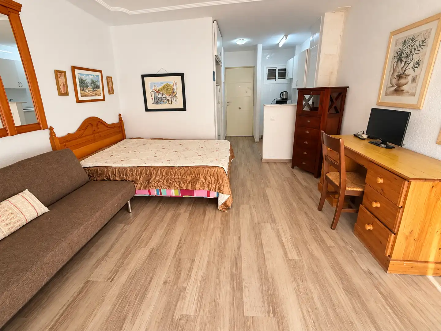 Habitación de Piso en venta en Benalmádena con Terraza y Amueblado
