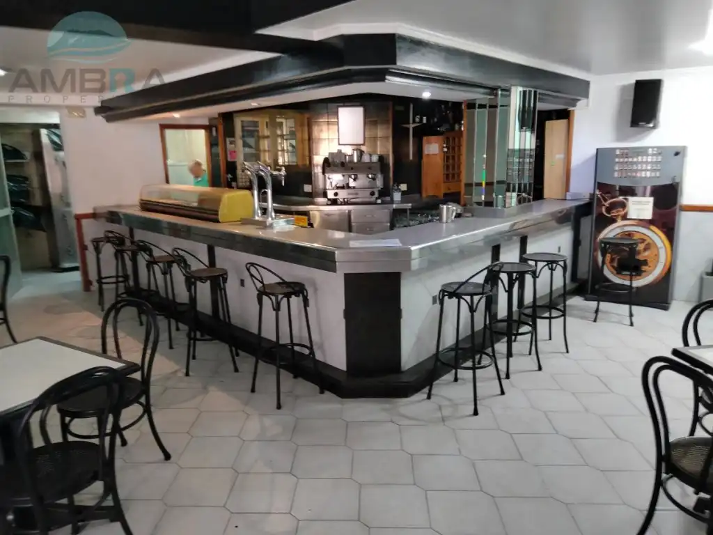 Local comercial en venda a Pego