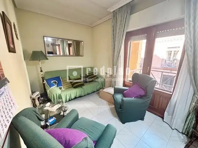 Sala d'estar de Dúplex en venda en Guadalajara amb Calefacció, Terrassa i Moblat