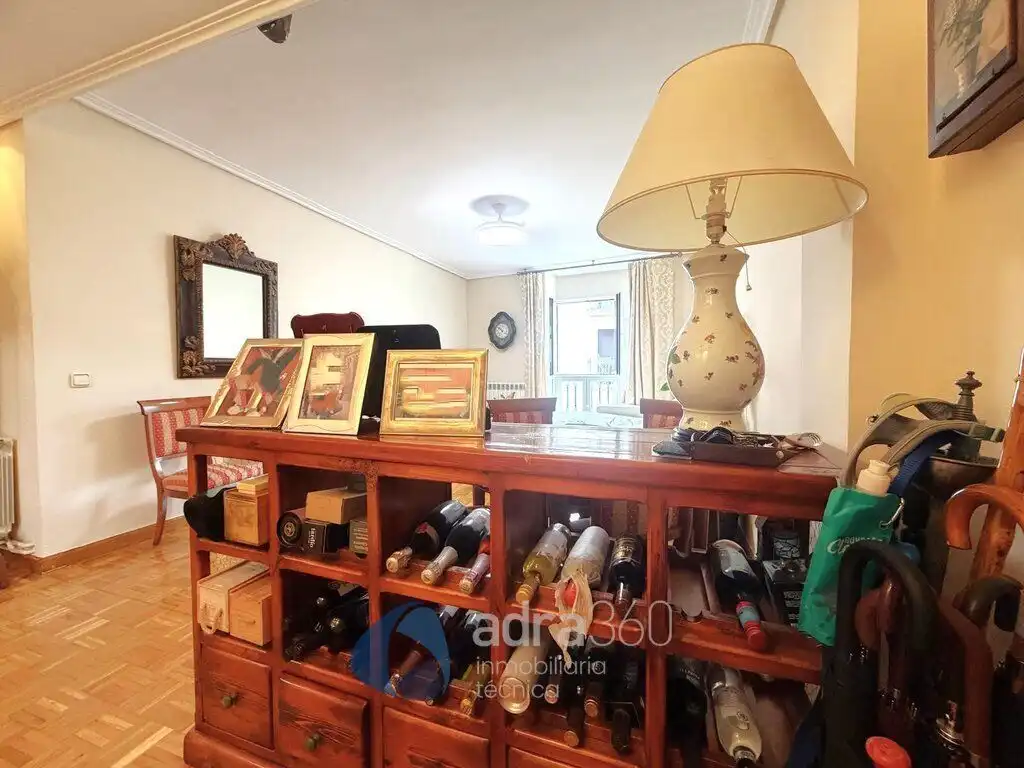 Piso en venta en  Logroño con Calefacción y Trastero
