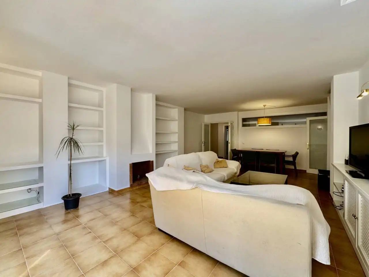 Sala de estar de Piso de alquiler en  Palma de Mallorca con Aire acondicionado, Calefacción y Terraza