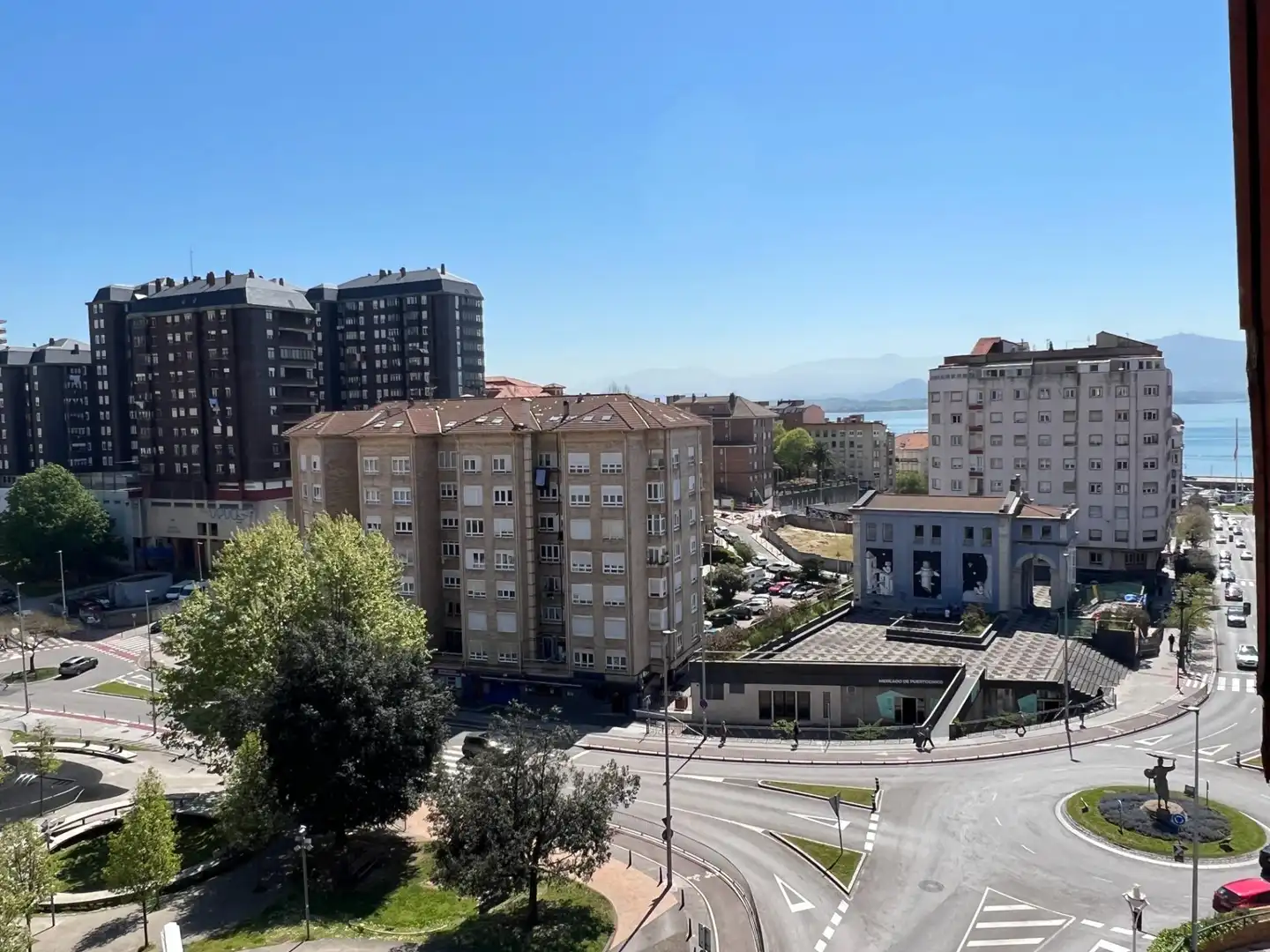 Vista exterior de Piso en venta en Santander