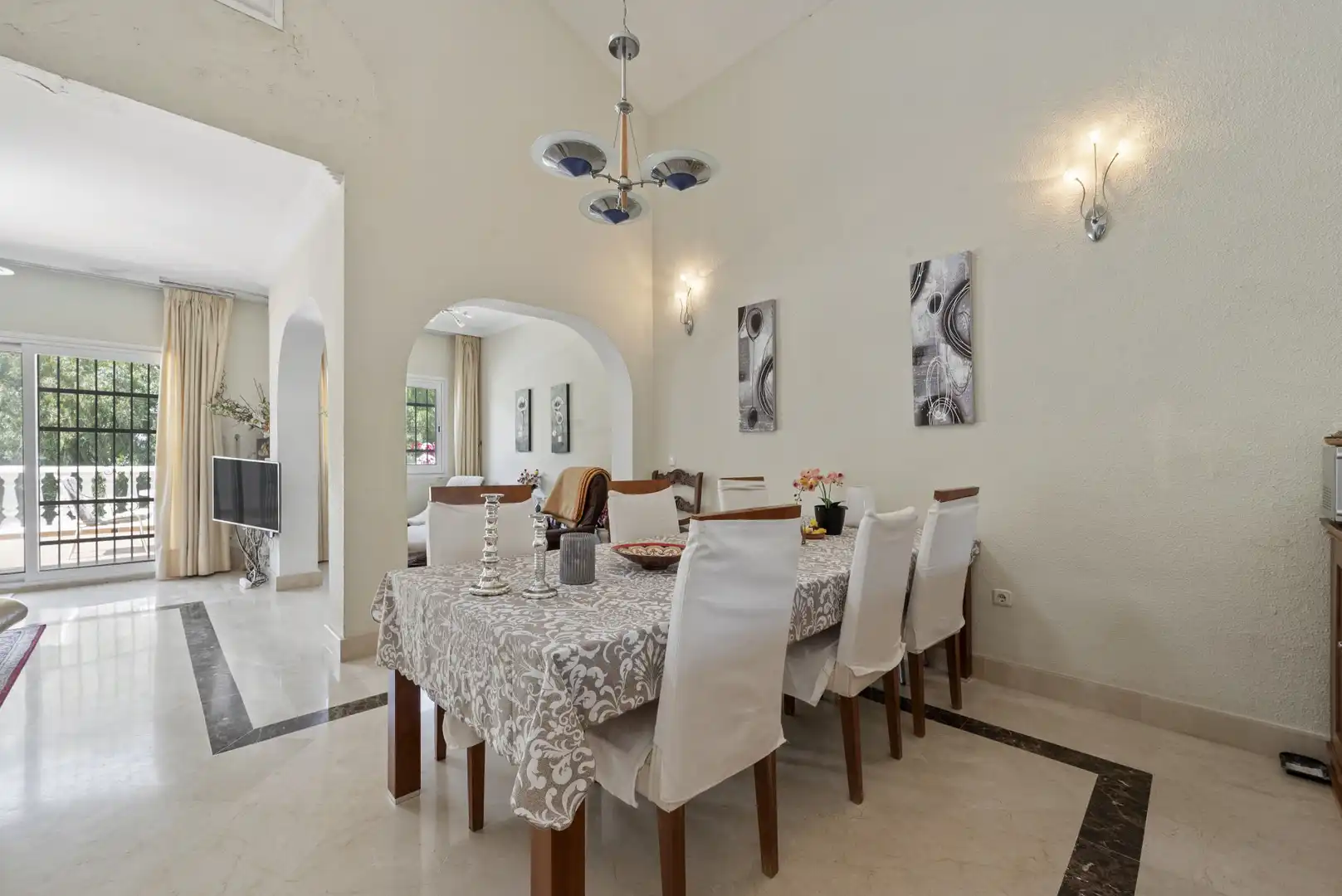 Comedor de Casa adosada en venta en Mijas con Aire acondicionado, Jardín privado y Terraza