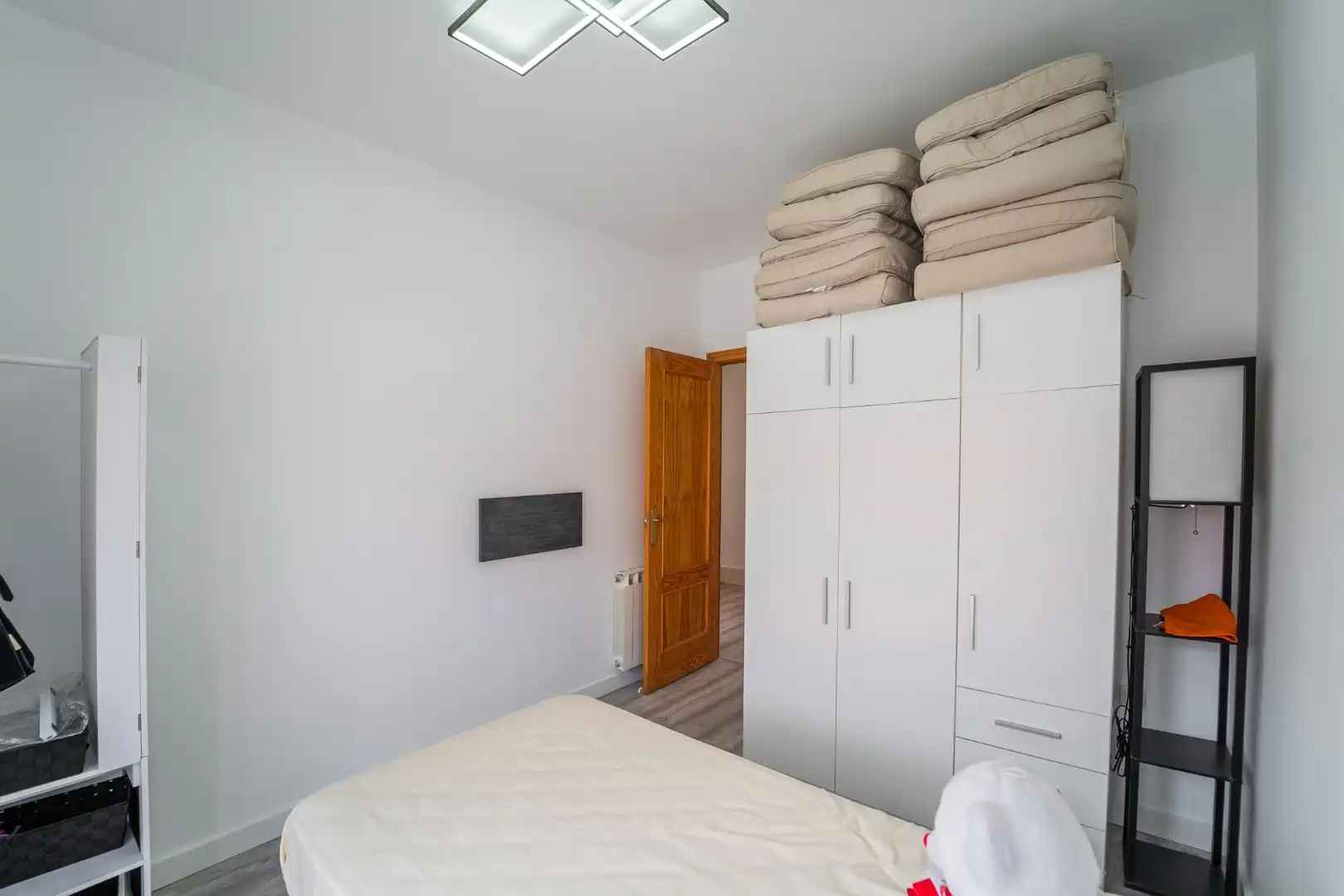 Habitación de Casa adosada en venta en Cedillo del Condado con Calefacción, Jardín privado y Terraza