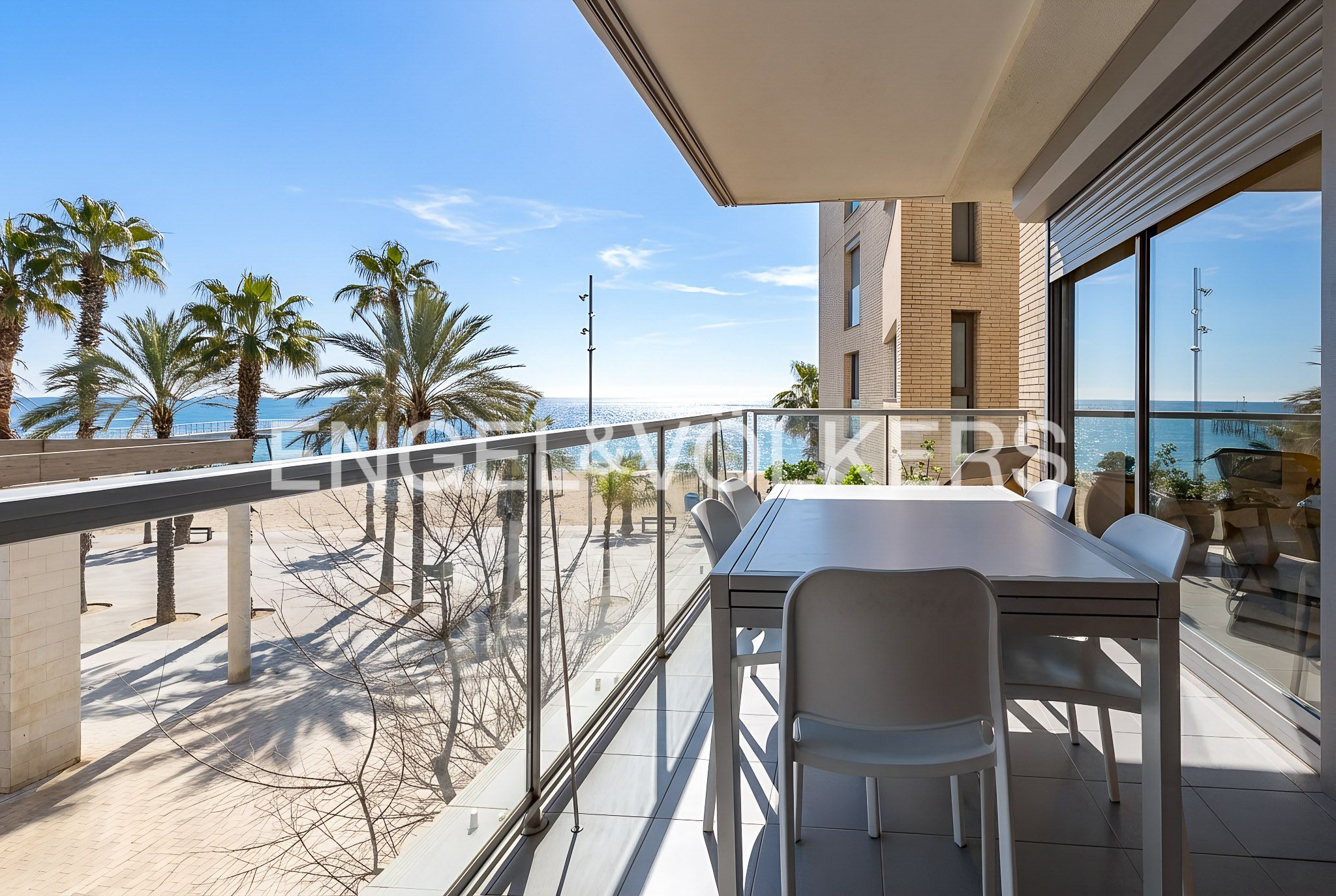 Vista exterior de Pis en venda en Badalona amb Aire condicionat, Calefacció i Parquet