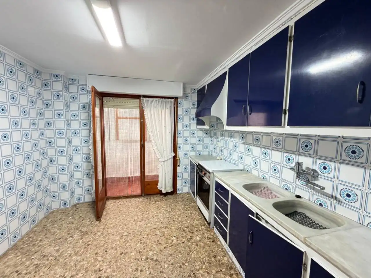 Flat with terrace for sale in Calle Hermano Martí