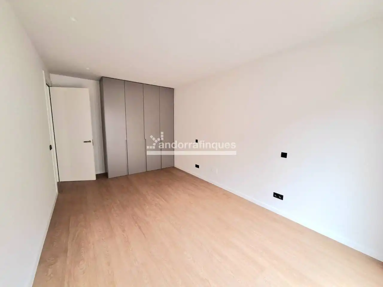 Flat with garden to rent in Calle Avinguda tarragona, imagen 6