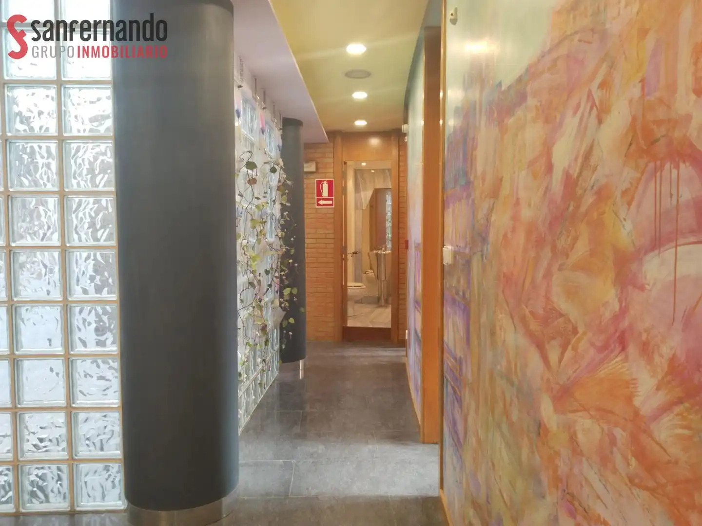 Büro zur Miete in Torrelavega  mit Klimaanlage und Heizung