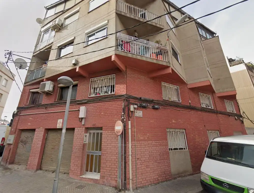 Exterior view of Flat for sale in Santa Coloma de Gramenet