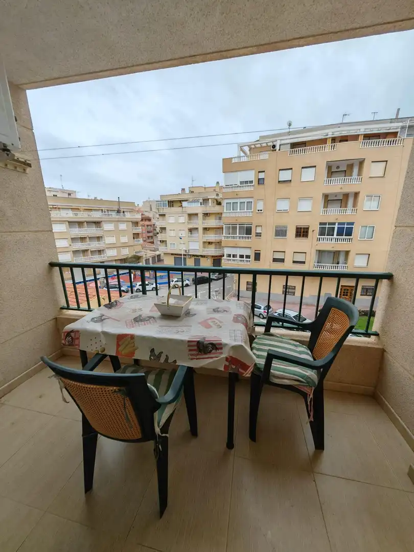 Piso con ascensor en venta en La Mata